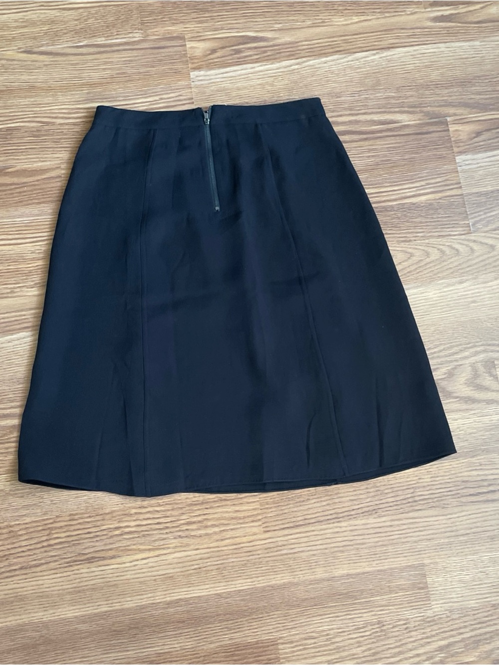Magaschoni Collection Black Silk Blend Pencil Skirt Knee Length Lined NWOT Sz 8 - Picture 3 of 9